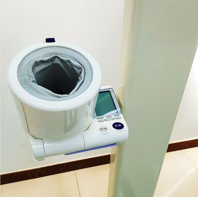 Ultrasonic Technology Electronic Body Fat Height Scale 200kg for Medical and Personal
