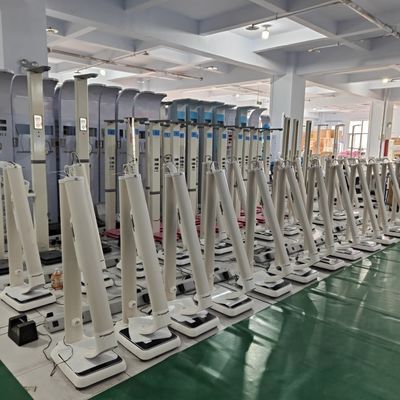 Ultrasonic BMI Height Weight Machine with Foldable Body and Platform Size of 330*550mm